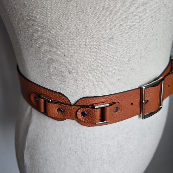 BCBGMaxAzria,‎ Cognac Brown Pebble Leather Buckle Statement Belt, Size Small main image 10